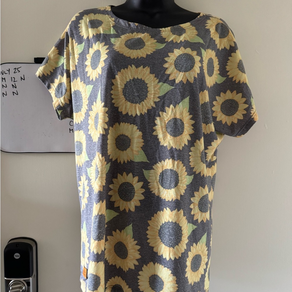 Sunflower Print Gray Women's Top